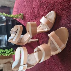 Isola heels brown and tan size 10
